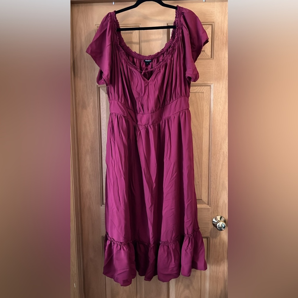Torrid women’s size 3x beautiful dress